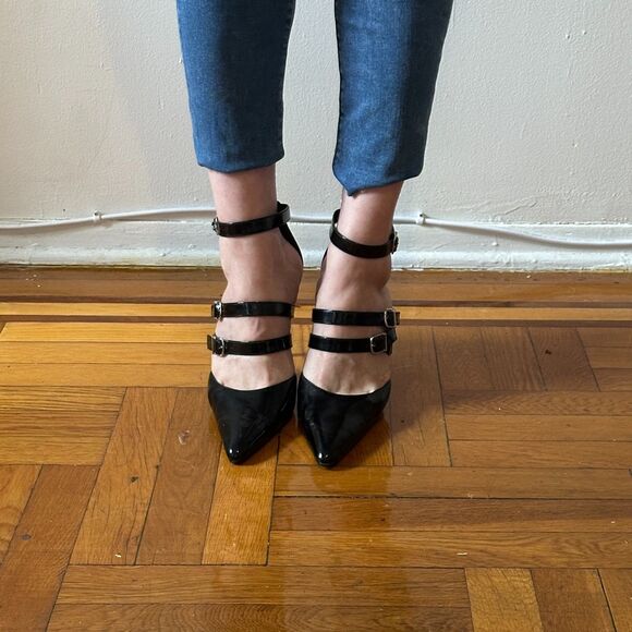 Street Feet buckle strap stilettos with metal heel and black patent upper - Picture 3 of 6